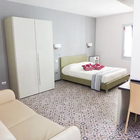 Santa Chiara - Il Milese Αλγκέρο