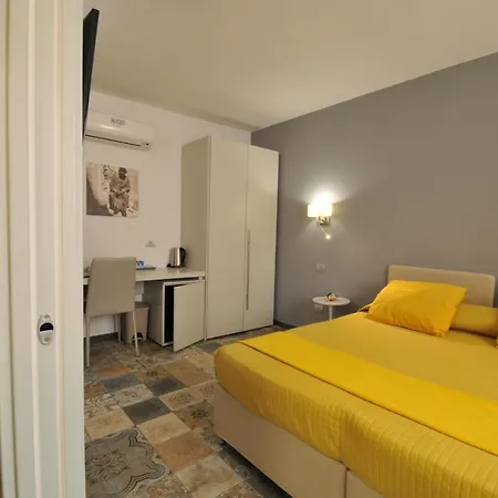 Santa Chiara - Il Milese 4*